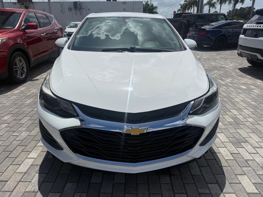 
								Chevrolet Cruze 2019 full									
