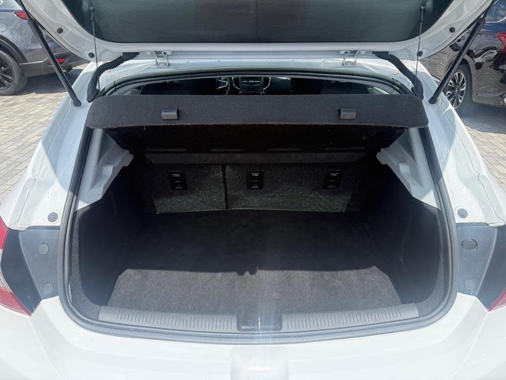 
								Chevrolet Cruze 2019 full									