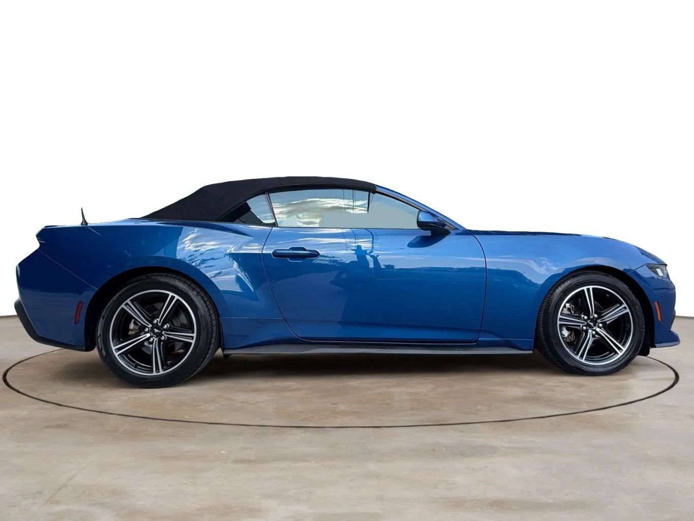 
								Ford Mustang 2024 full									