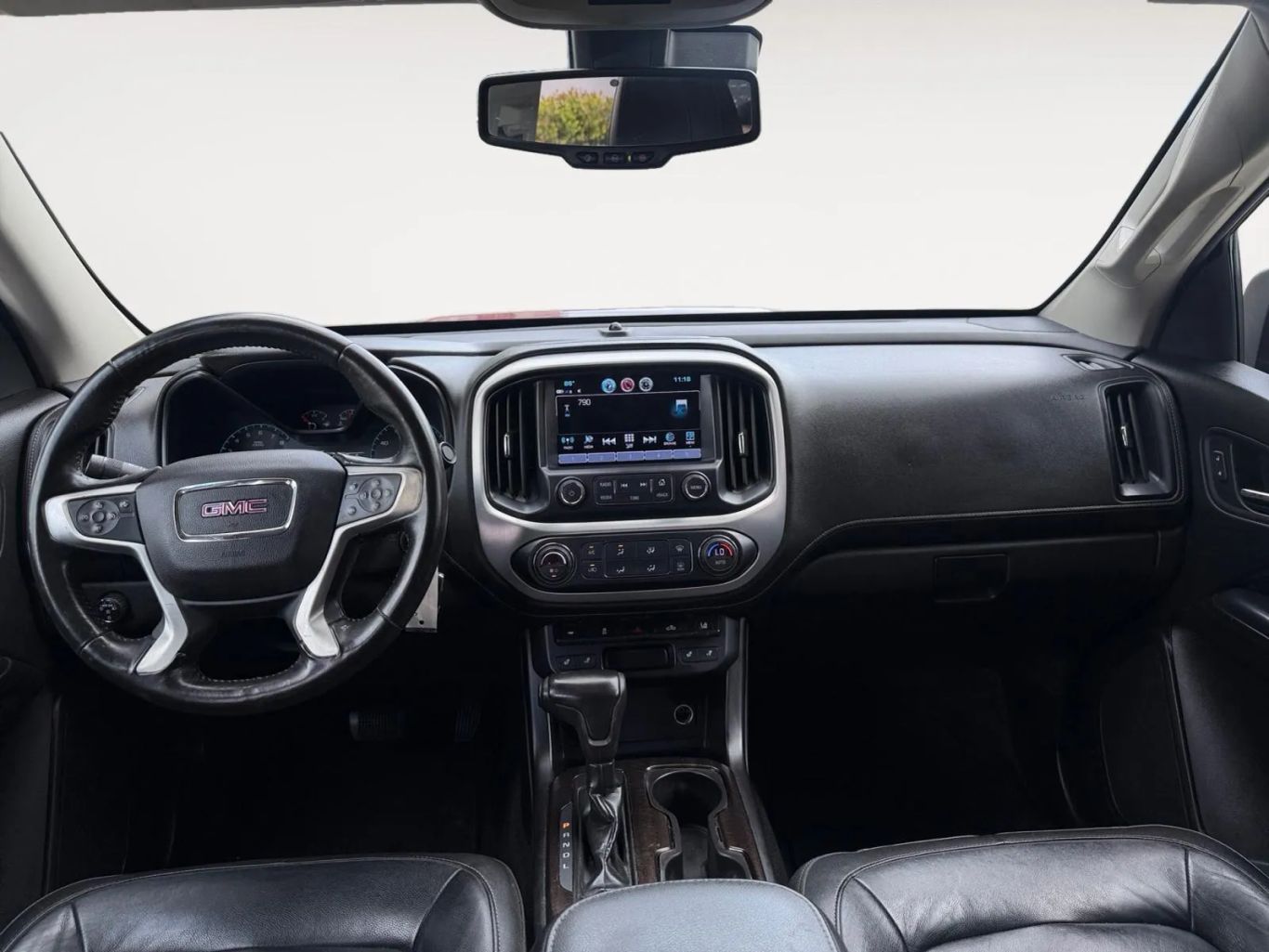 
								GMC Canyon 2017 full									