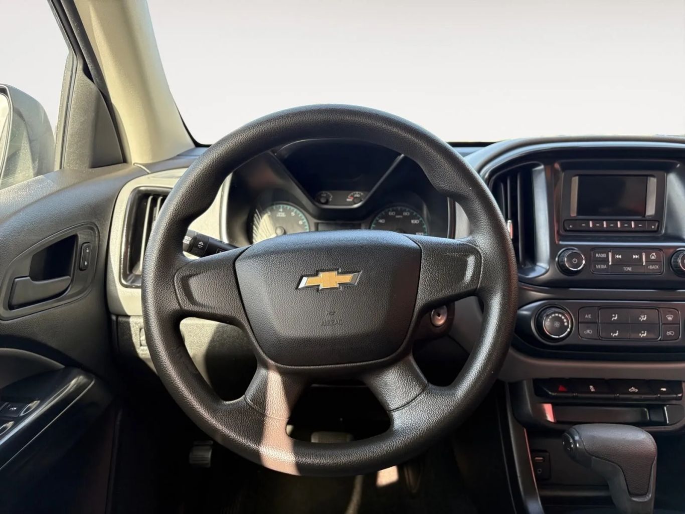 
								Chevrolet Colorado Crew Cab 2016 full									