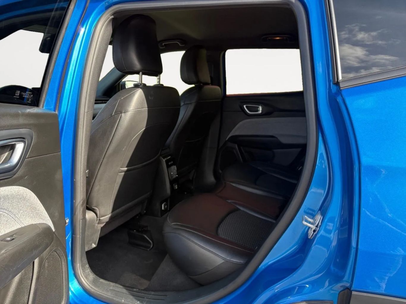 
								Jeep Compass 2024 full									
