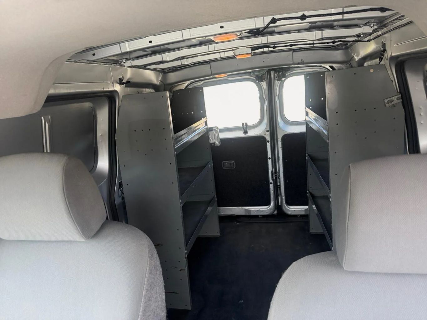 
								Nissan NV200 2020 full									