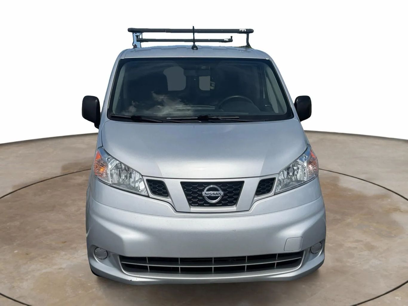 
								Nissan NV200 2020 full									