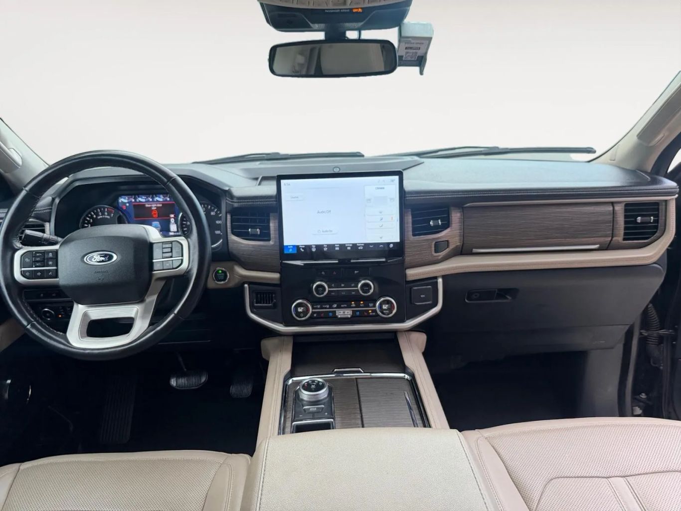 
								Ford Expedition 2024 full									