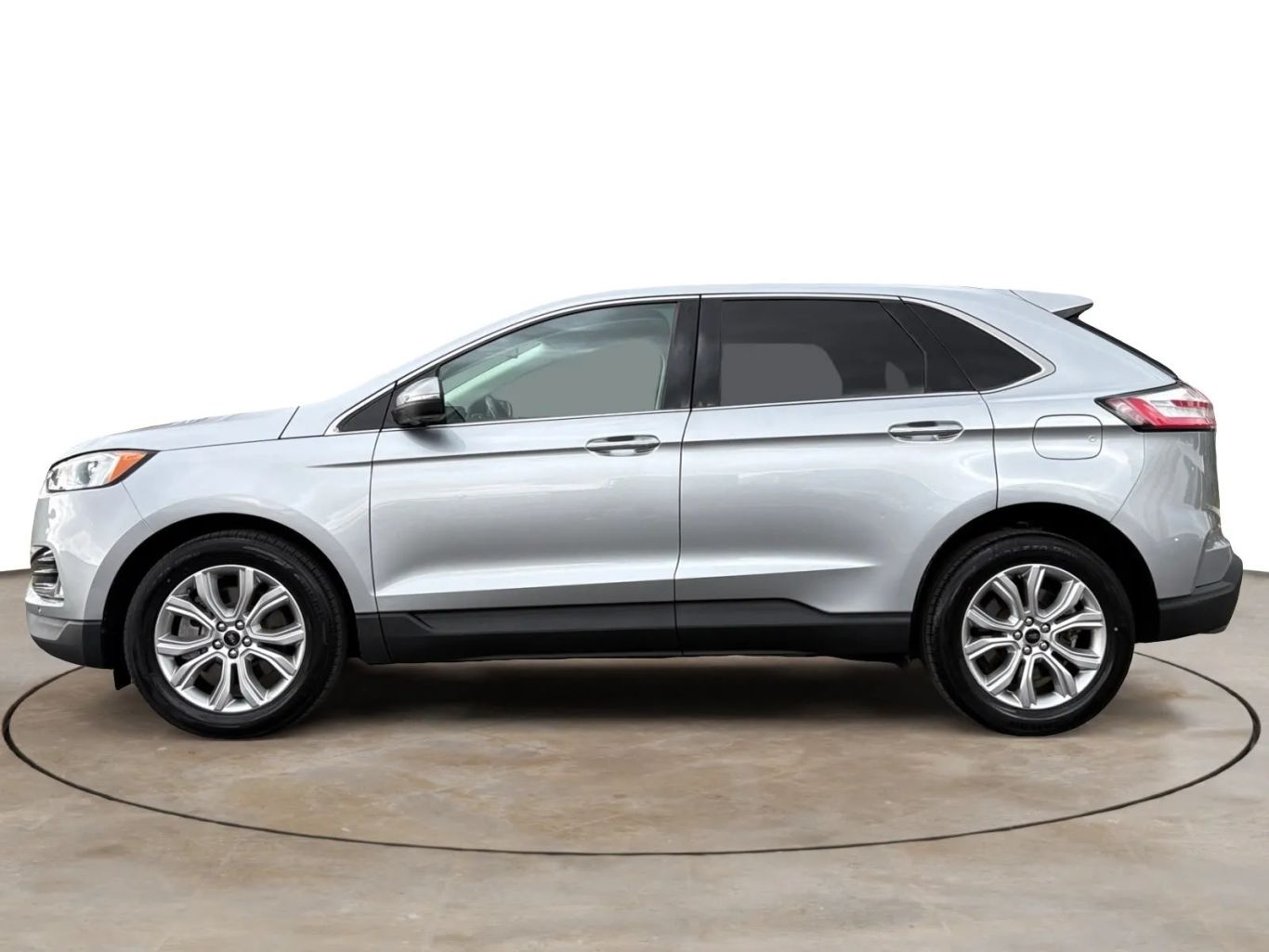 
								Ford Edge 2023 full									