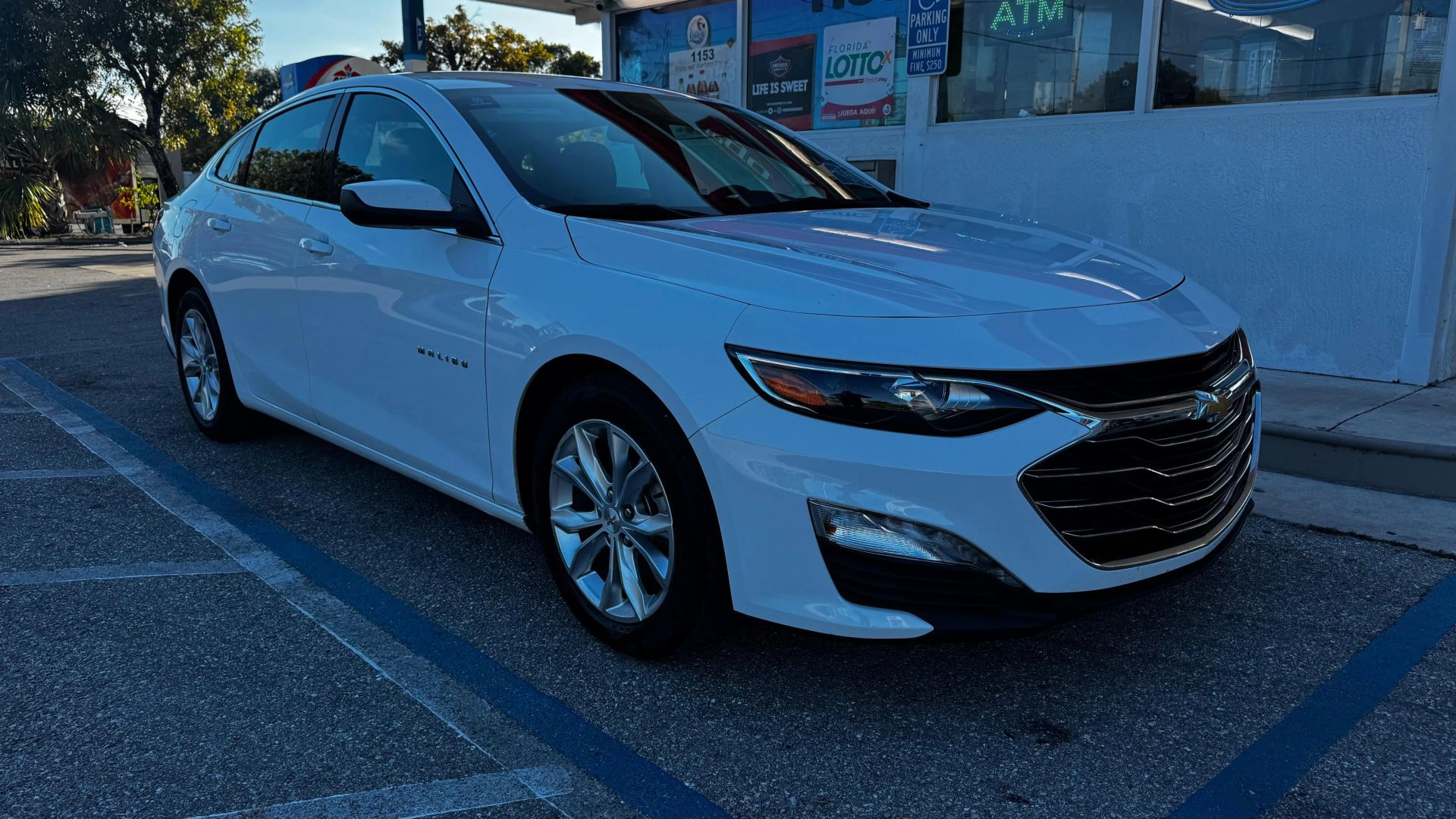 
								Chevrolet Malibu 2023 full									