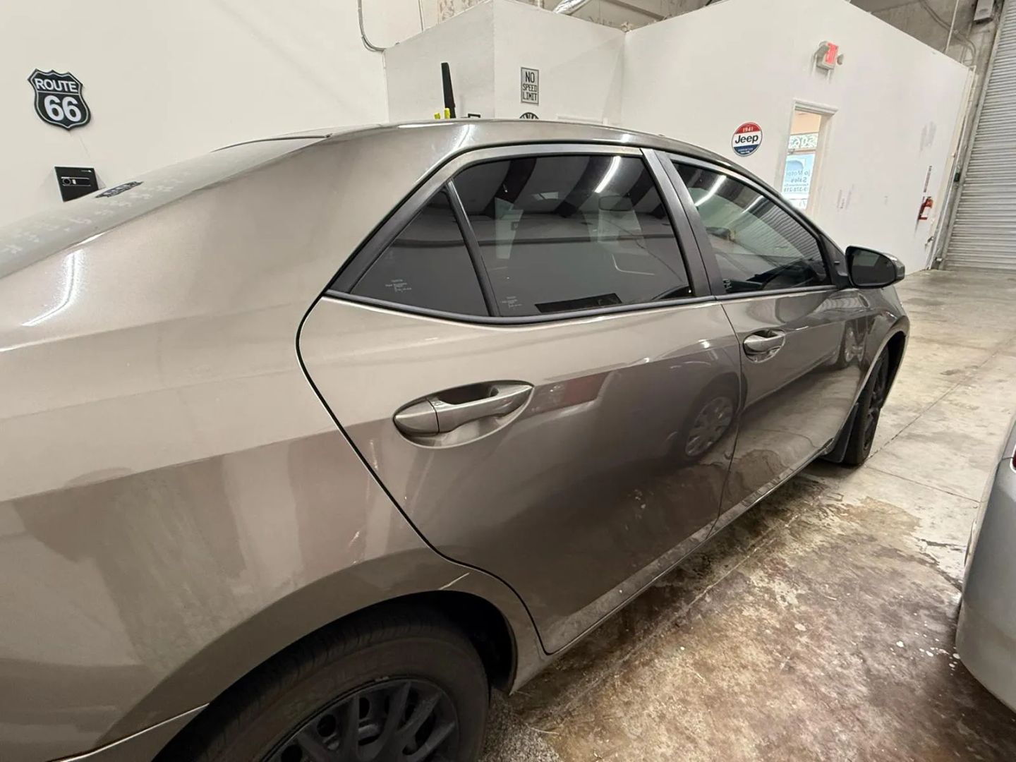 
								Toyota Corolla 2017 full									